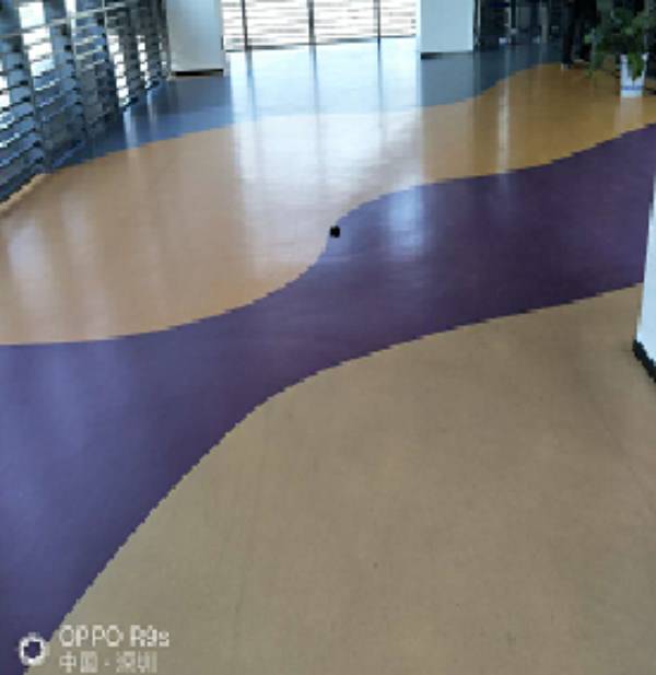 병원용 탄성 바닥재에서의 폴리아스파틱 장점